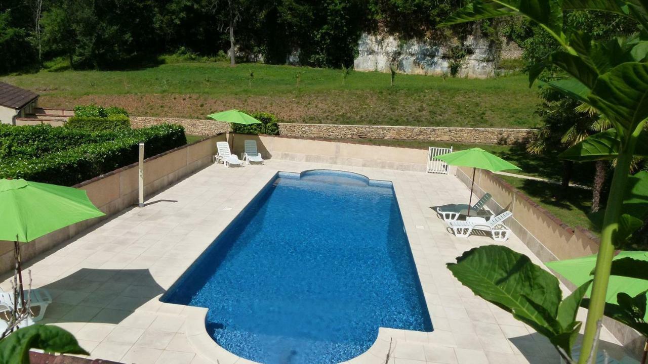 Petites Maisons Avec Piscine サルラ・ラ・カネダ エクステリア 写真