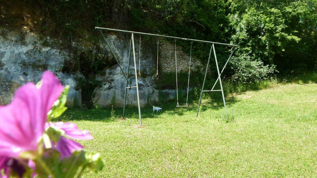 Petites Maisons Avec Piscine サルラ・ラ・カネダ エクステリア 写真